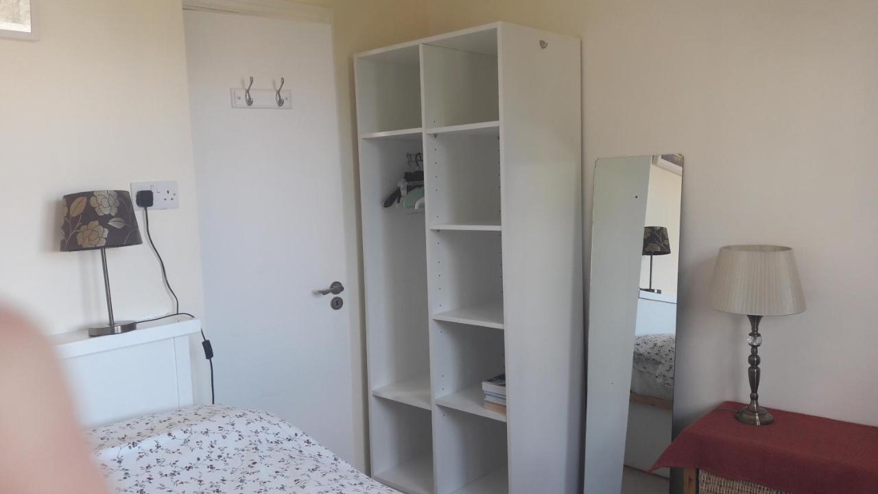Budget Accommodation - Knocknacarra, Galway Buitenkant foto